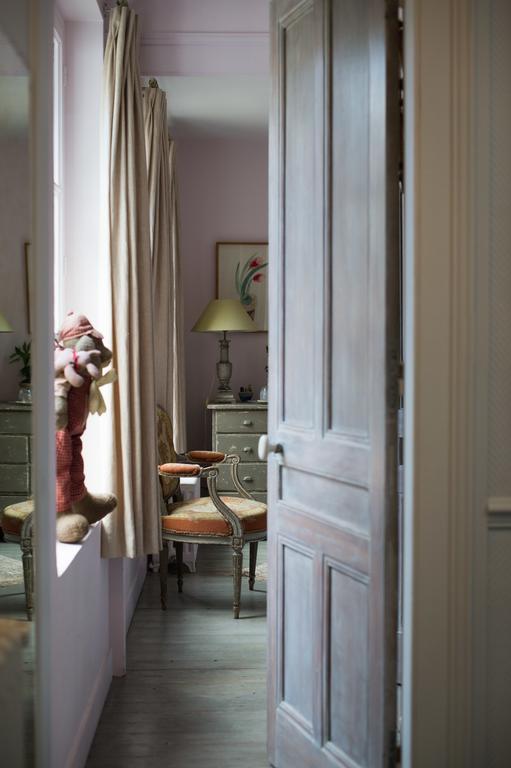Logis Saint-Leonard Bed and Breakfast Ονφλέρ Δωμάτιο φωτογραφία